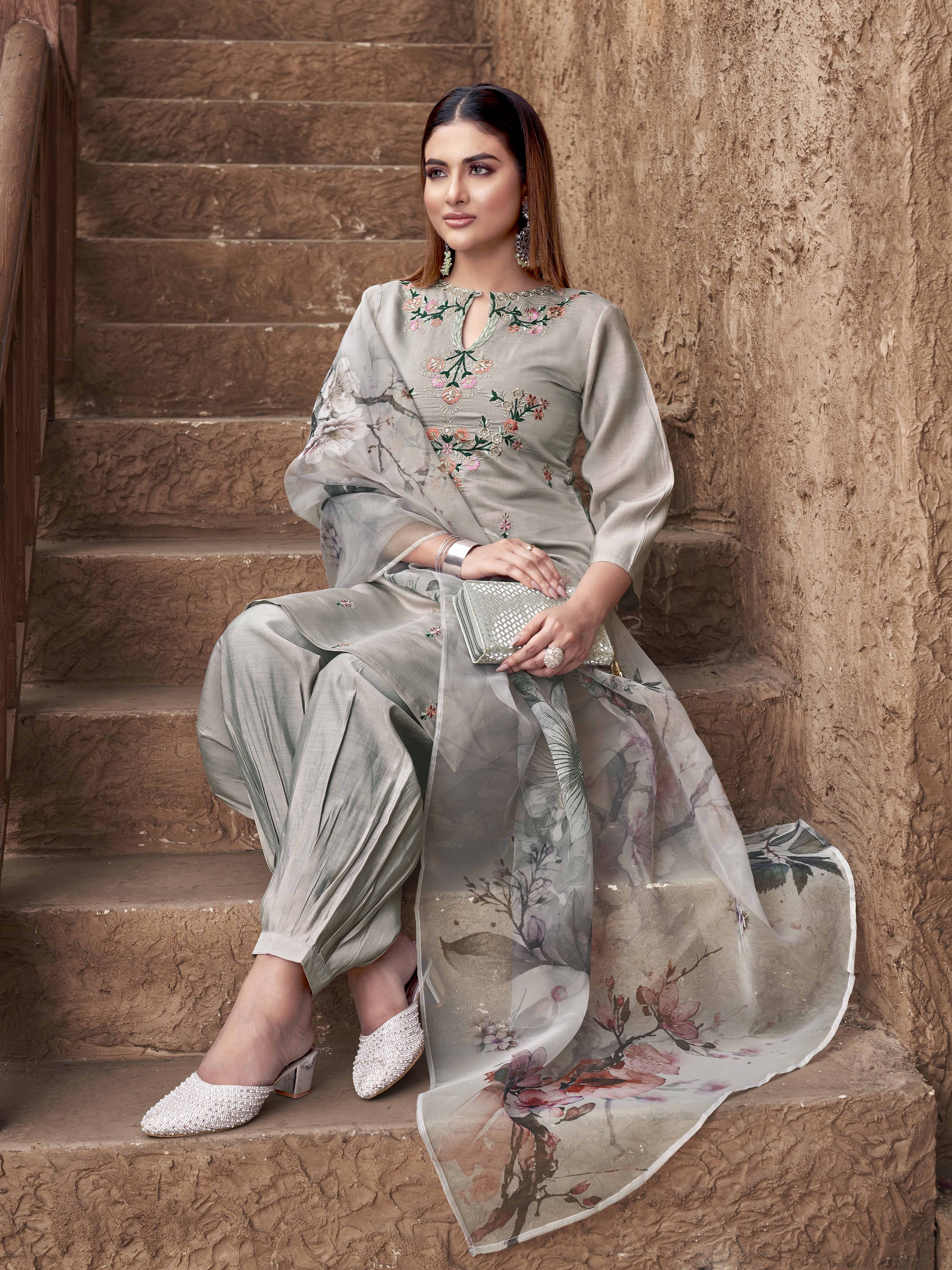 Silver Silk Blend Printed Dupatta & Multi Embroidered Kurta With Pleated Pant Set